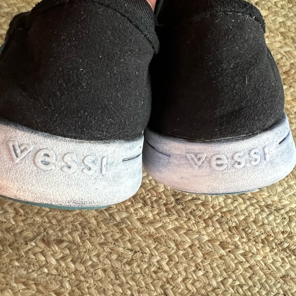 Used Vessi shoes - Picture 3 of 3